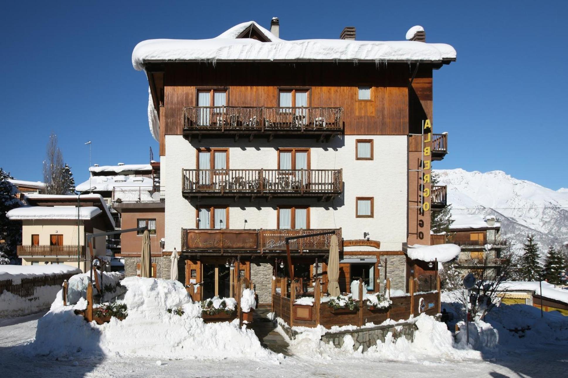 Assietta Hotel Sauze D'Oulx Exterior photo